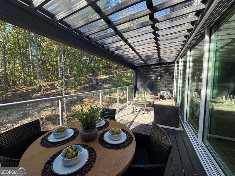 3 bedroom, 2.5 bathroom townhouse for sale at 104 Waterview Court, Waleska, GA 30183 — photo 6