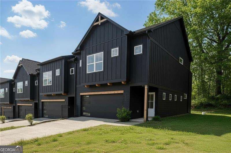 3 bedroom, 2.5 bathroom townhouse for sale at 104 Waterview Court, Waleska, GA 30183