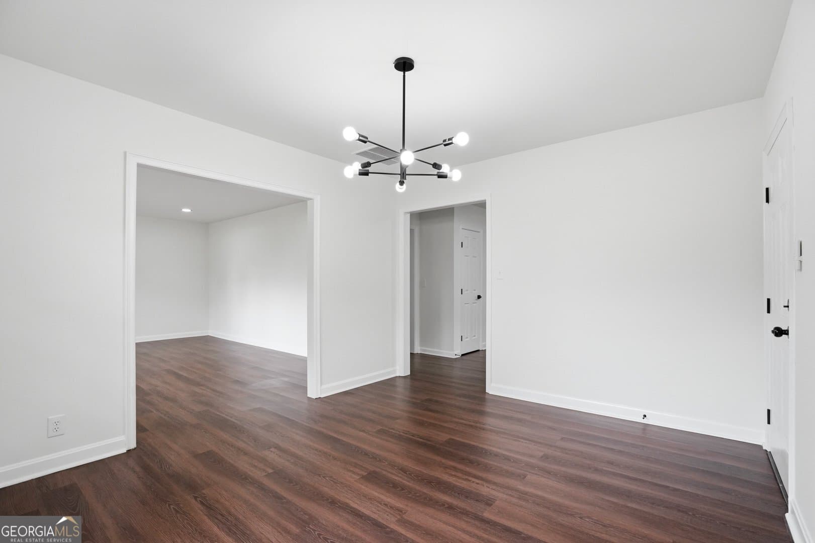 3 bedroom, 2 bathroom, 1,784 sq ft single family residence for sale at 404 Highway 155, Mcdonough, GA 30253 — photo 4