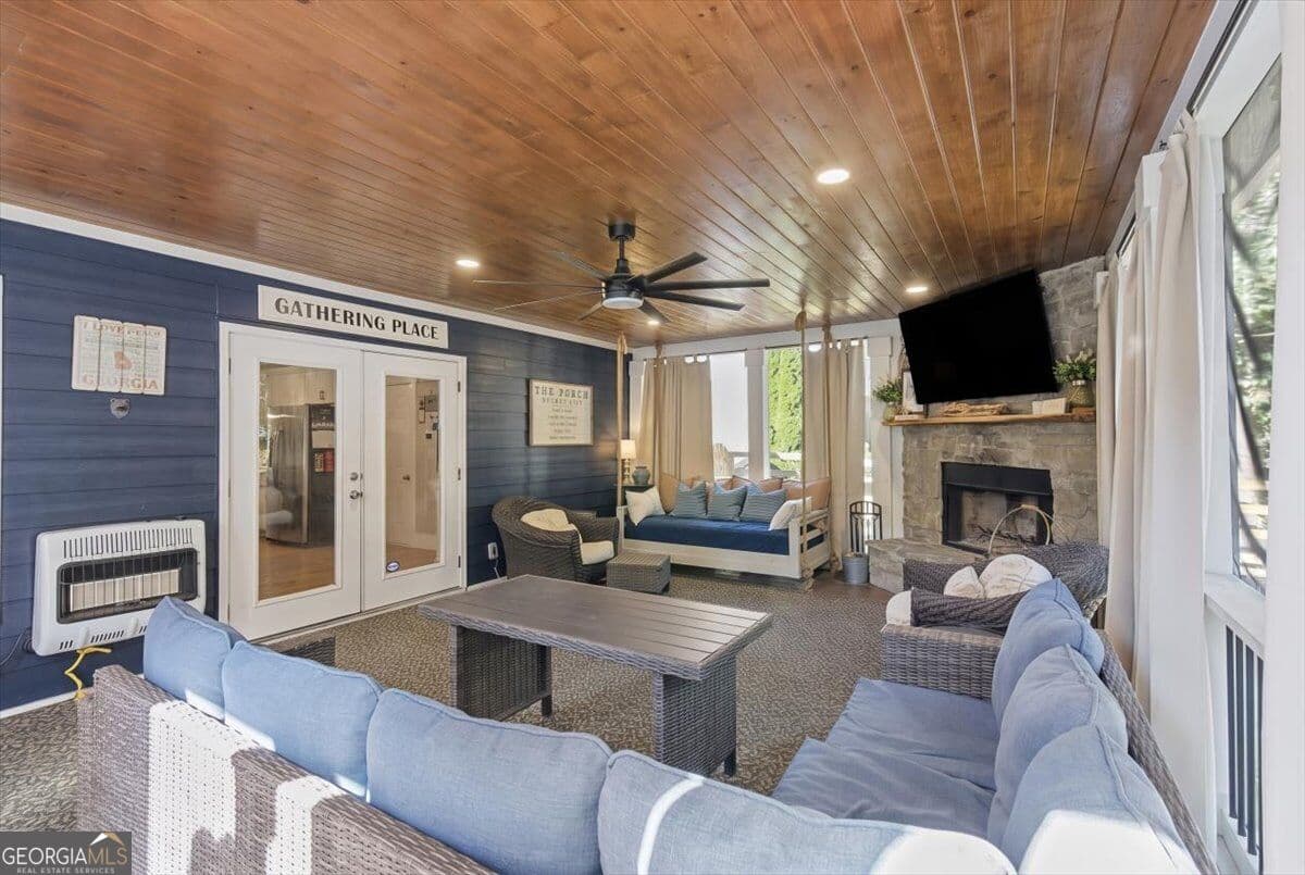 4 bedroom, 2.5 bathroom, 1,999 sq ft single family residence for sale at 59 Lake Haven Drive, Cartersville, GA 30120 — photo 7