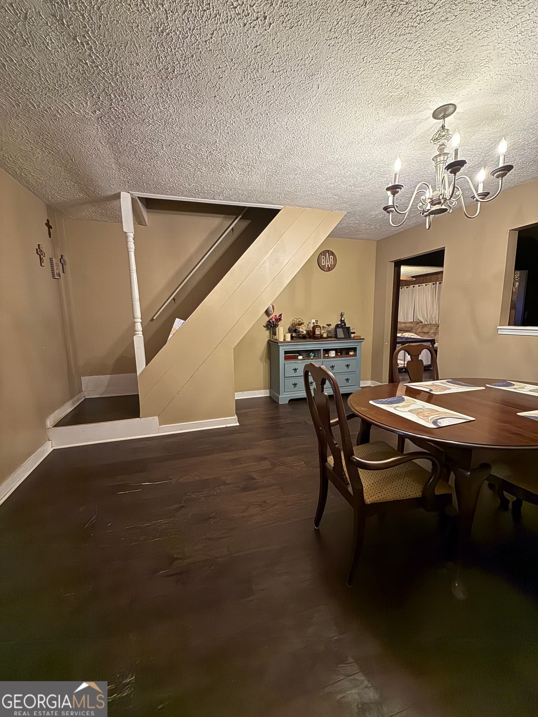 3 bedroom, 2 bathroom, 1,610 sq ft single family residence for sale at 114 Miles Road, Cochran, GA 31014 — photo 2