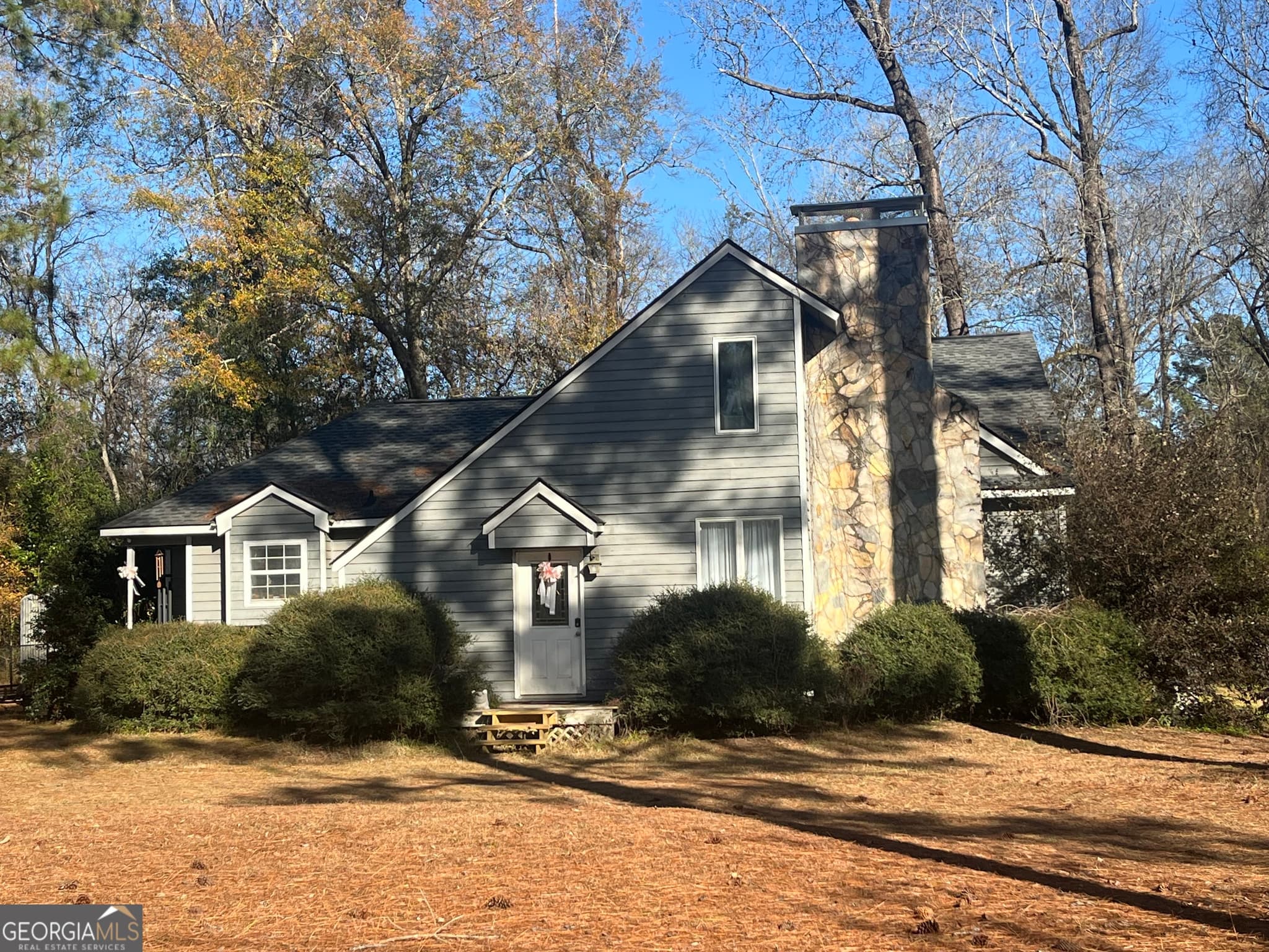 3 bedroom, 2 bathroom, 1,610 sq ft single family residence for sale at 114 Miles Road, Cochran, GA 31014