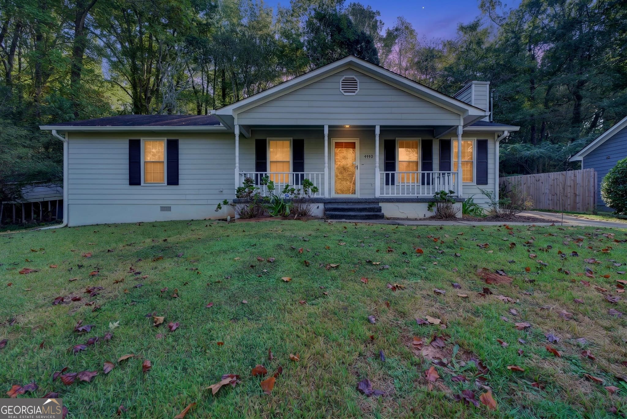 1 bedroom, 2 bathroom, 1,300 sq ft single family residence for sale at 4440 Bon Ayer Circle, Macon, GA 31204 — photo 2