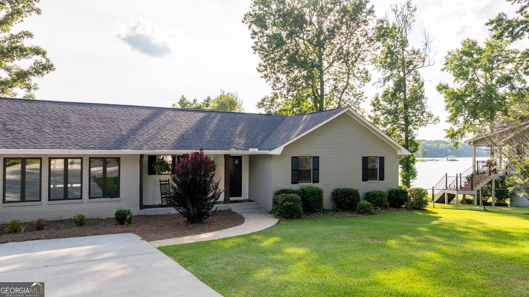 4 bedroom, 3.5 bathroom, 2,448 sq ft single family residence for sale at 139 Admiralty Way, Milledgeville, GA 31061 — photo 8