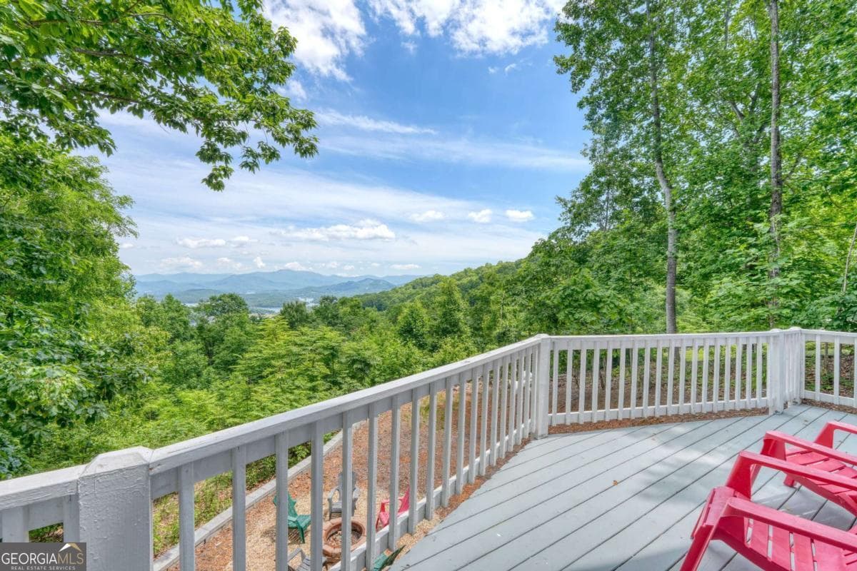 3 bedroom, 3 bathroom single family residence for sale at 860 Ramey Mountain Road, Hiawassee, GA 30546 — photo 4