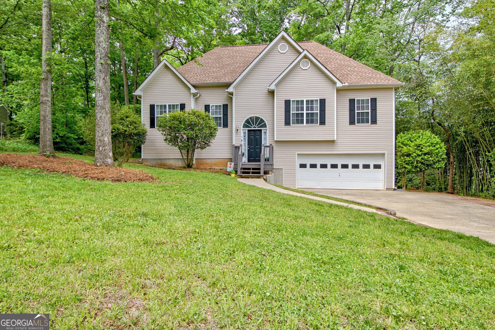 4 bedroom, 3 bathroom, 1,998 sq ft single family residence sold at 4 Jacks Drive, Newnan, GA 30263