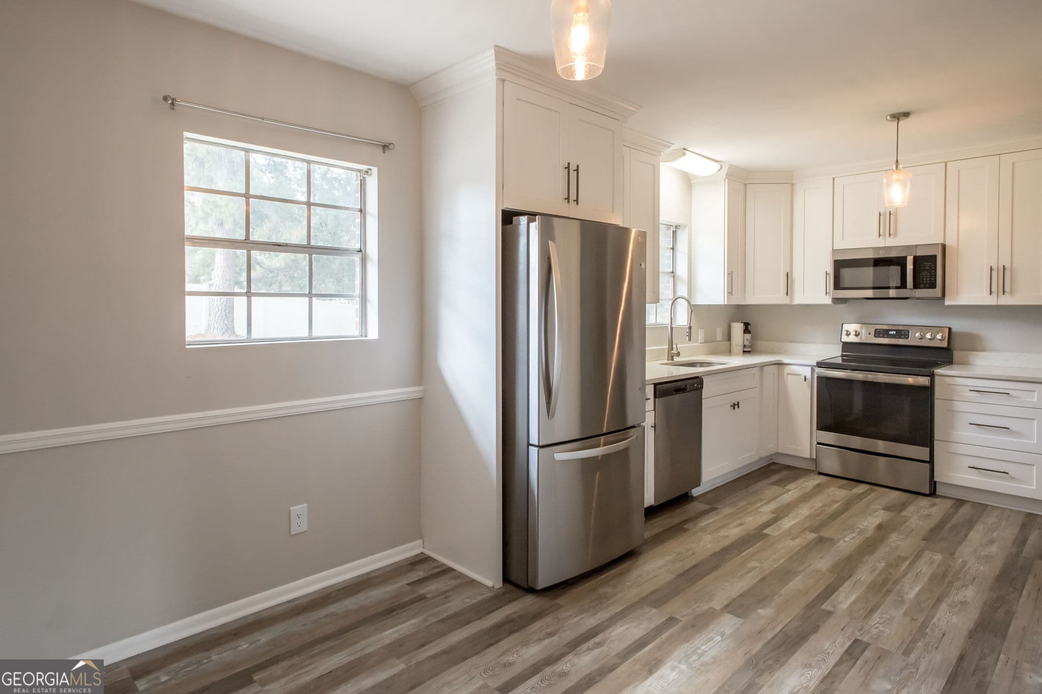 3 bedroom, 2 bathroom, 1,776 sq ft single family residence for sale at 9890 Central Avenue, Waycross, GA 31503 — photo 10