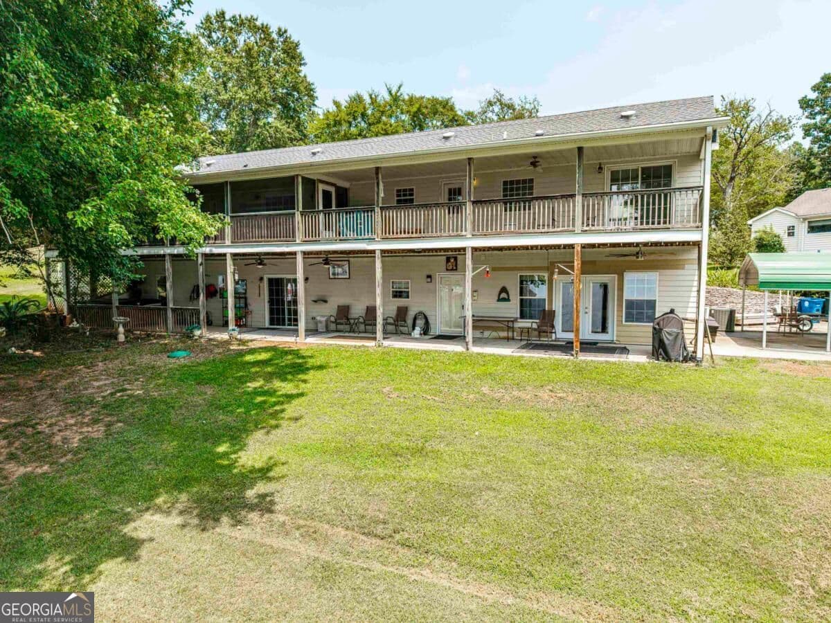 5 bedroom, 3 bathroom, 3,952 sq ft single family residence for sale at 304B Cold Branch Road, Eatonton, GA 31024 — photo 3
