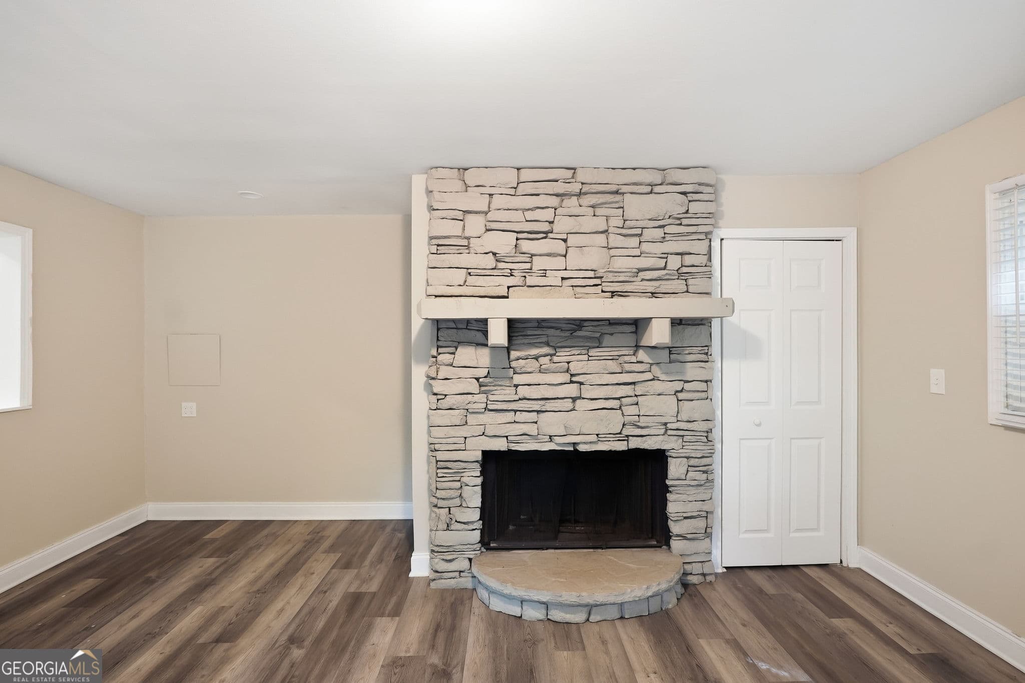 5 bedroom, 2 bathroom, 1,681 sq ft single family residence for sale at 3003 Orion Drive, Decatur, GA 30033 — photo 9