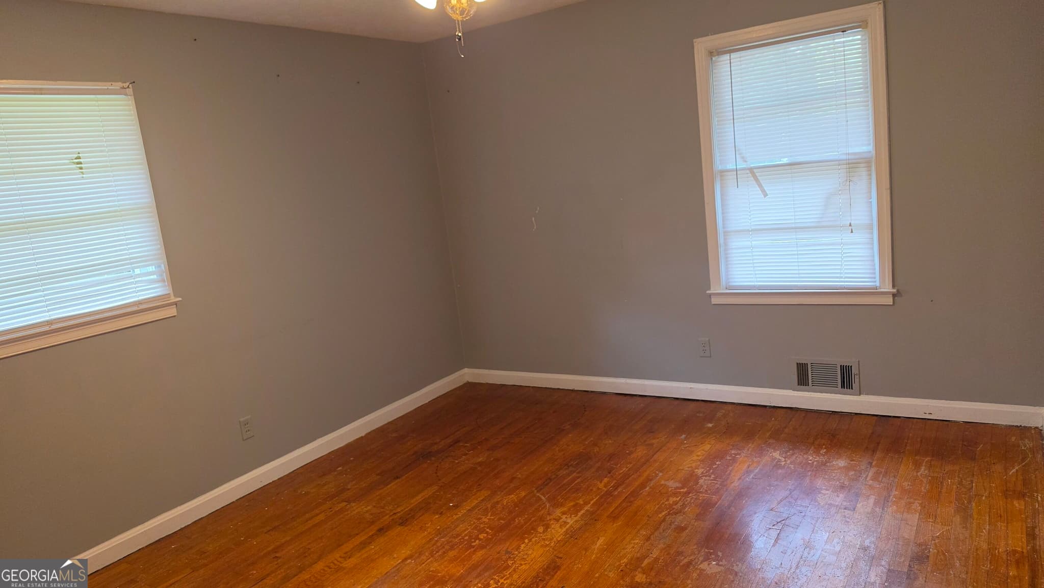 3 bedroom, 1.5 bathroom, 1,375 sq ft single family residence for sale at 632 Pineridge Drive, Forest Park, GA 30297 — photo 10