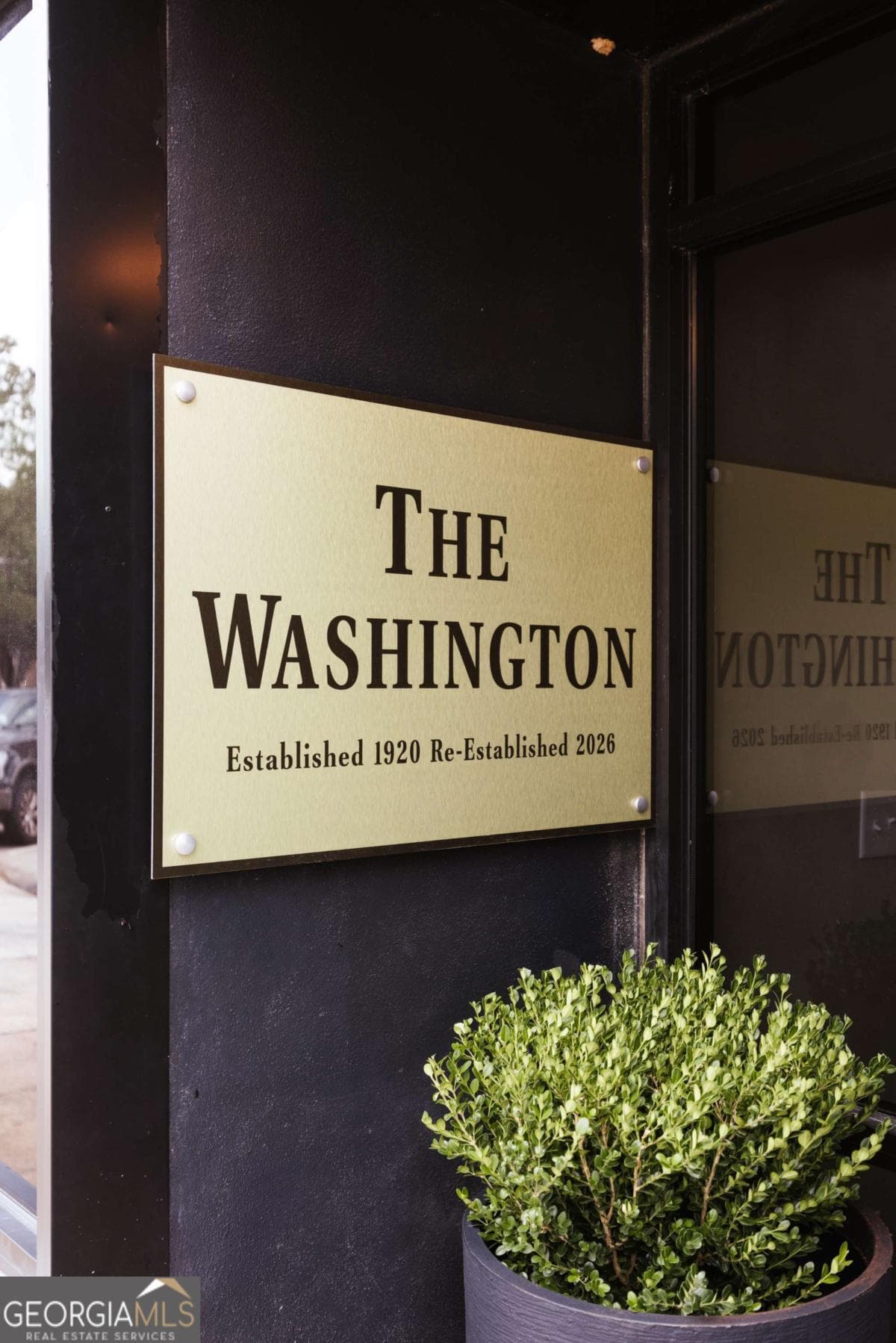 2 bedroom, 1 bathroom, 830 sq ft loft,condominium for sale at 244 Washington Street 150, Athens, GA 30601 — photo 3