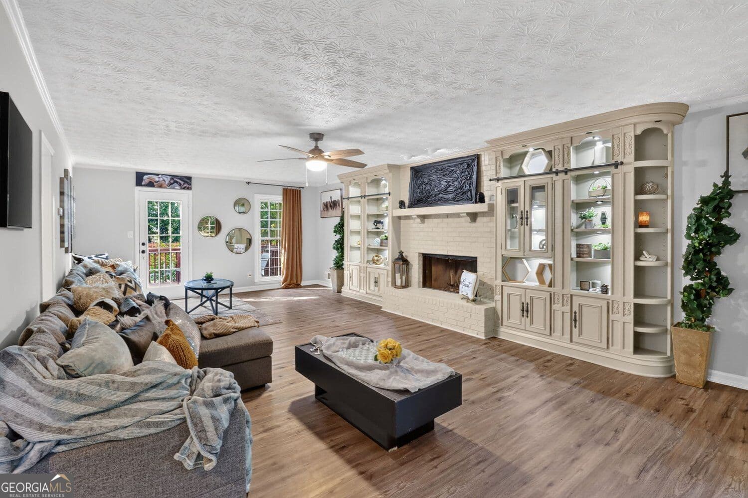 5 bedroom, 2.5 bathroom, 2,491 sq ft single family residence for sale at 135 Pamela Court, Fayetteville, GA 30214 — photo 7