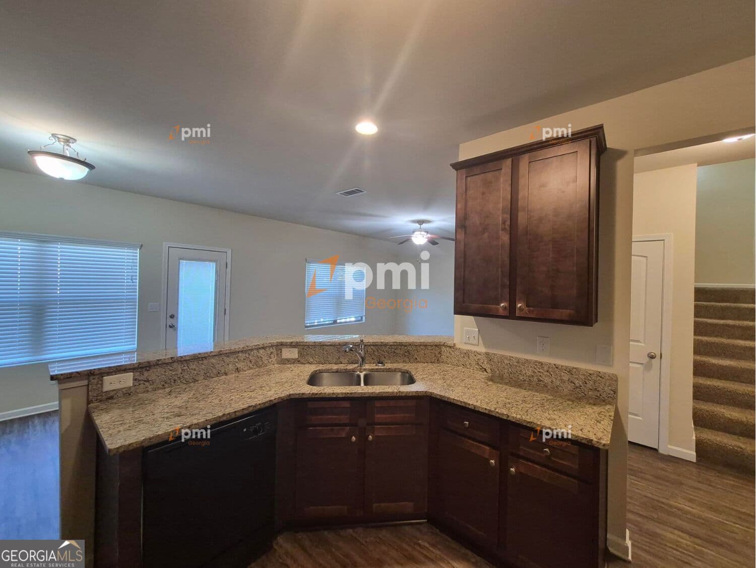 4 bedroom, 2.5 bathroom, 1,887 sq ft single family residence for rent at 1236 Faye Court, Mcdonough, GA 30253 for $1,950 a month — photo 2