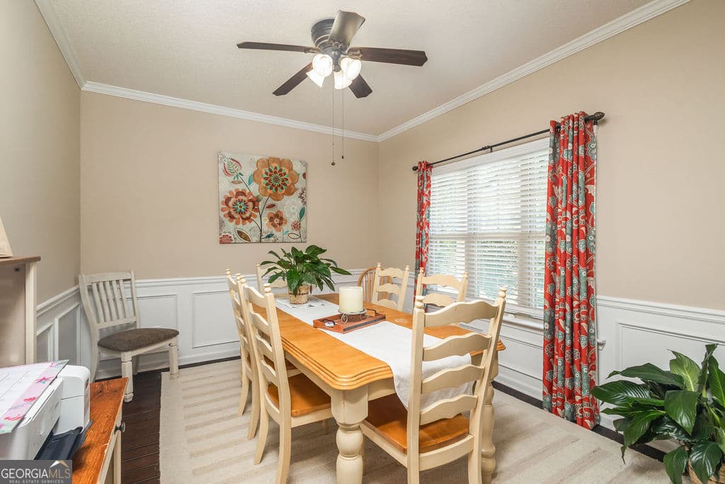 4 bedroom, 3 bathroom, 2,396 sq ft single family residence for sale at 178 Brandish Drive, Newnan, GA 30263 — photo 4
