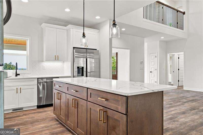 5 bedroom, 3 bathroom, 2,972 sq ft single family residence for sale at 48 Sequoyah Court, Cedartown, GA 30125 — photo 9