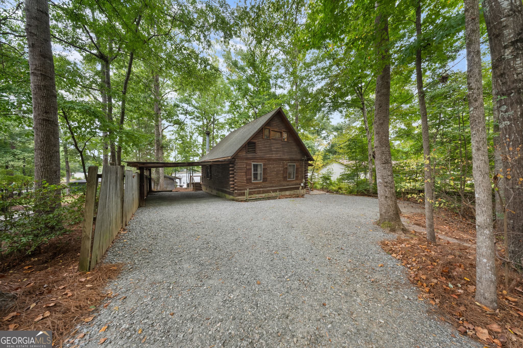 3 bedroom, 2 bathroom, 1,290 sq ft cabin,single family residence for sale at 354 Possum Point Drive, Eatonton, GA 31024 — photo 8