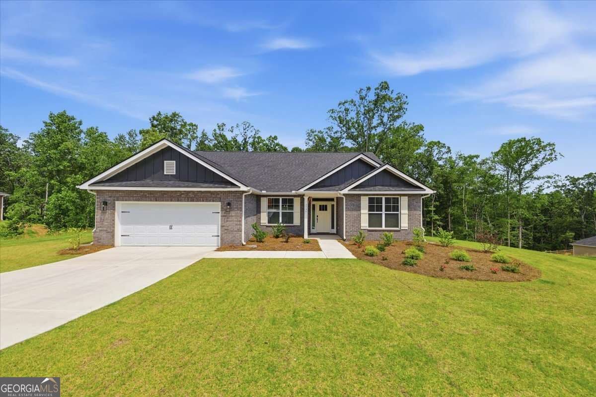 5 bedroom, 3.5 bathroom, 3,235 sq ft single family residence for sale at 3340 Trevi Trail, Douglasville, GA 30135 — photo 1 of 80