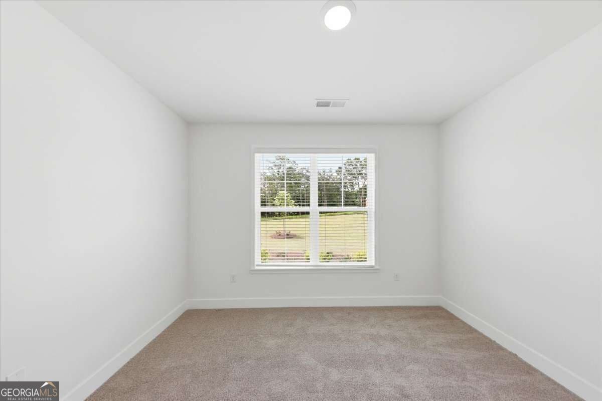 5 bedroom, 3.5 bathroom, 3,235 sq ft single family residence for sale at 3340 Trevi Trail, Douglasville, GA 30135 — photo 9