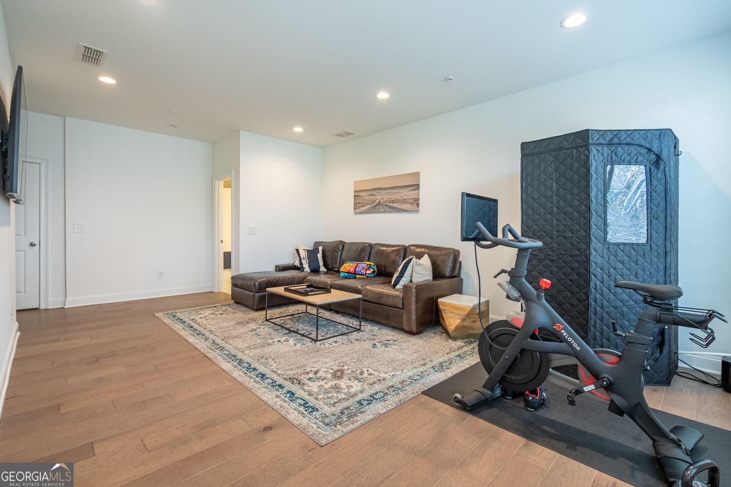 3 bedroom, 4 bathroom, 2,739 sq ft townhouse for sale at 6794 Encore Boulevard, Sandy Springs, GA 30328 — photo 8