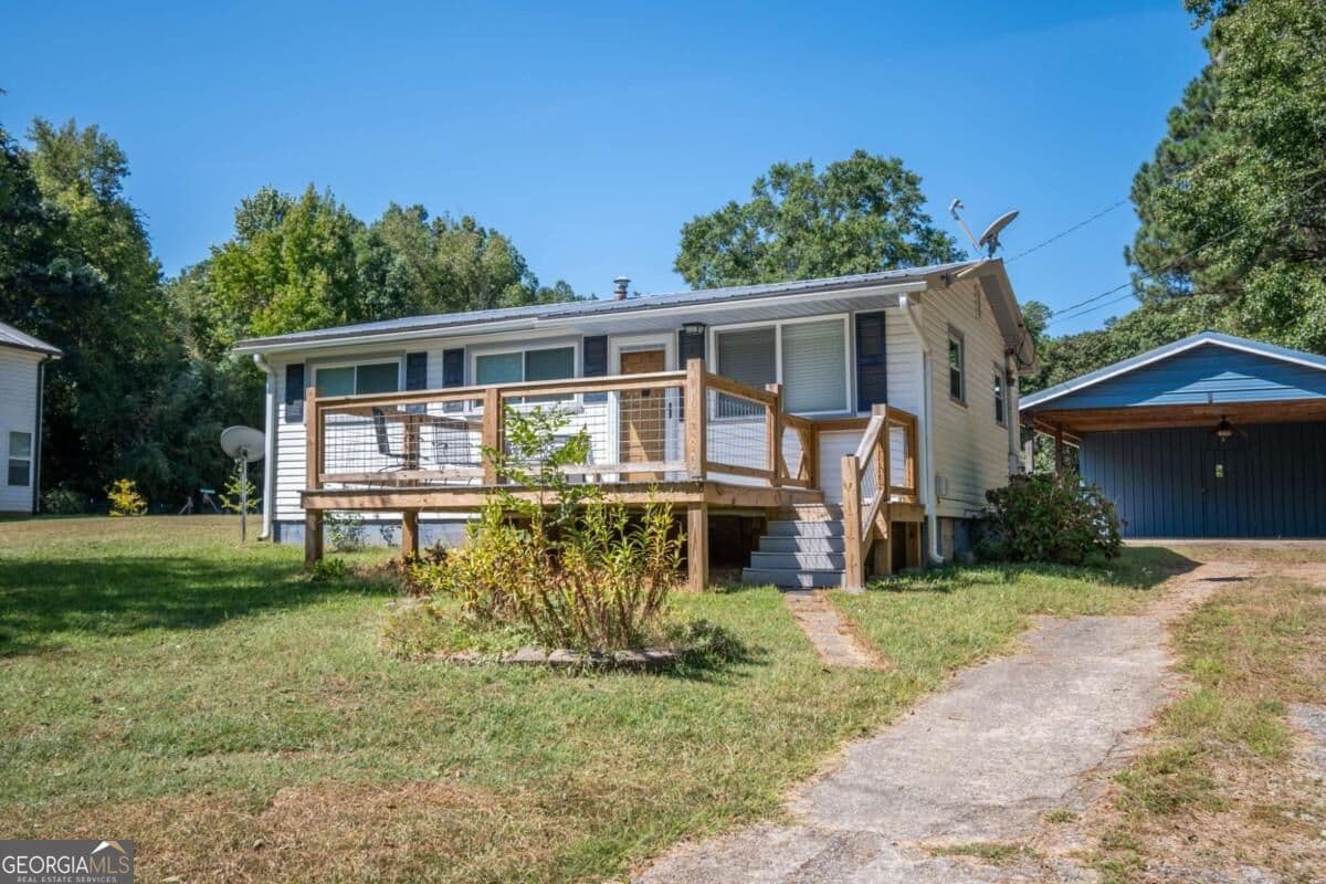 3 bedroom, 1 bathroom single family residence for sale at 3596 Highway 106, Hull, GA 30646