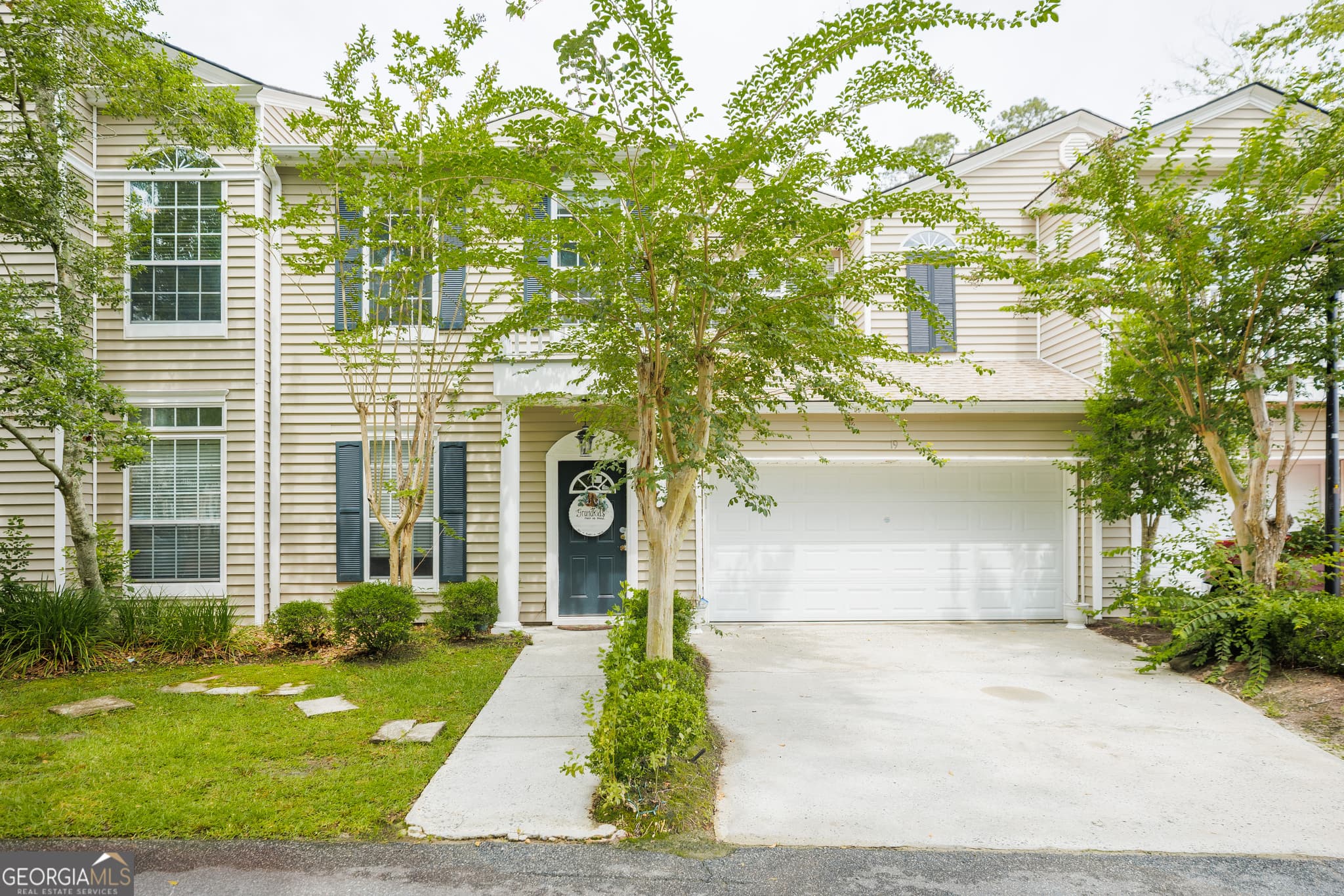 2 bedroom, 2 bathroom, 1,665 sq ft condominium for sale at 2502 B Jerry Jones Drive 19, Valdosta, GA 31602