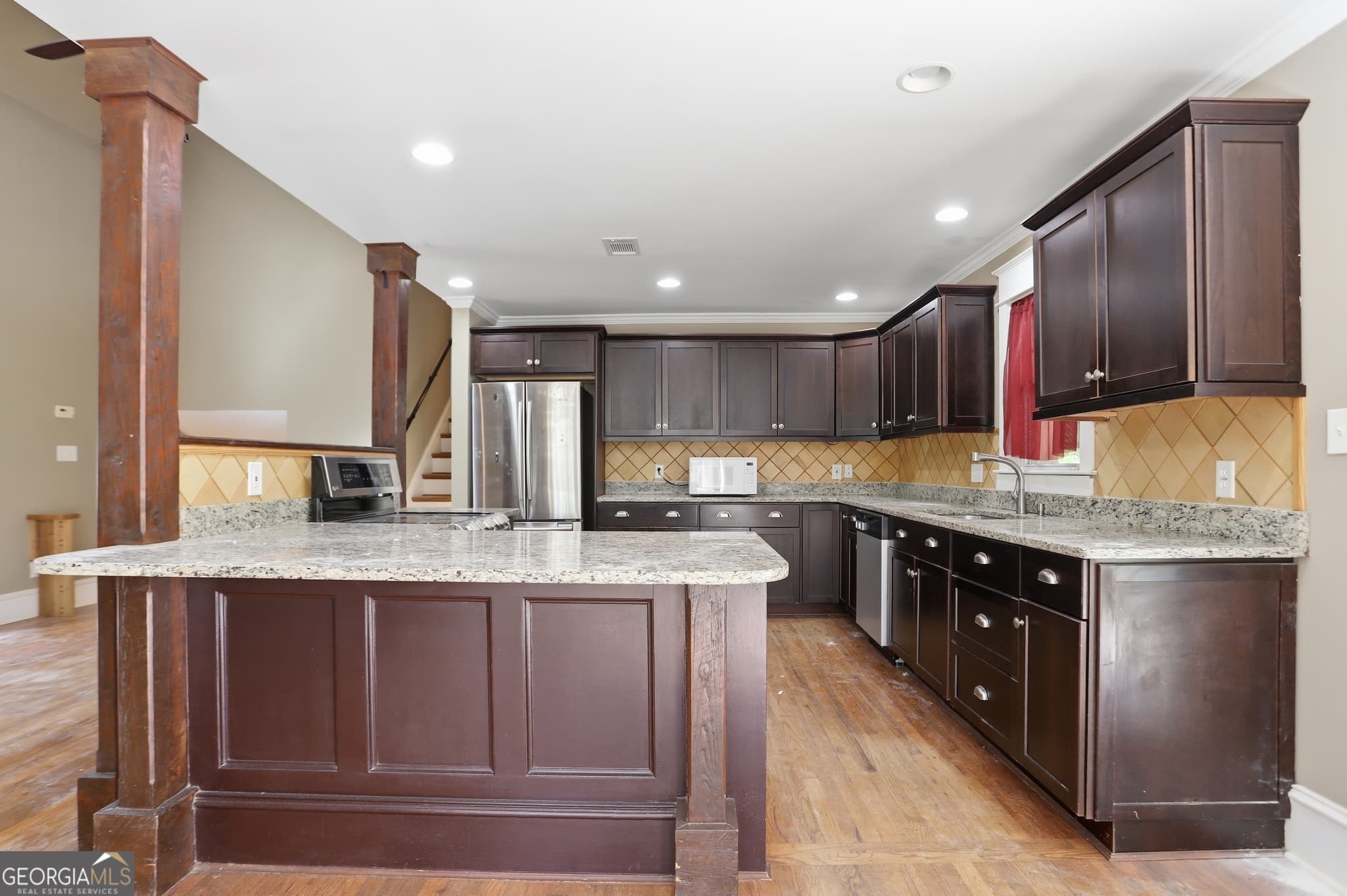 4 bedroom, 3 bathroom, 2,847 sq ft single family residence for sale at 284 Siloam Church Road, Dahlonega, GA 30533 — photo 2