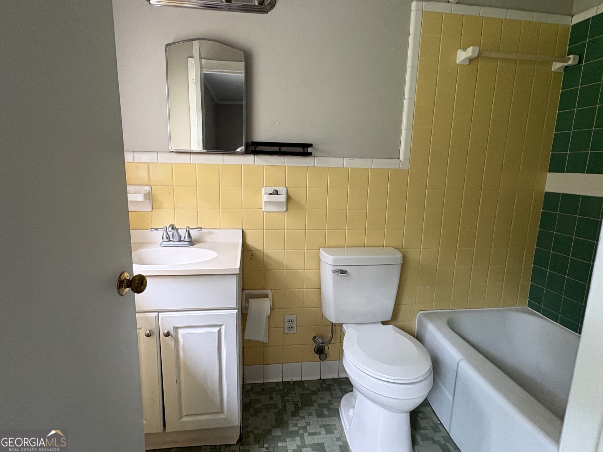 3 bedroom, 2 bathroom, 1,970 sq ft single family residence for rent at 7 Lindberg Street, Statesboro, GA 30458 for $1,600 a month — photo 6