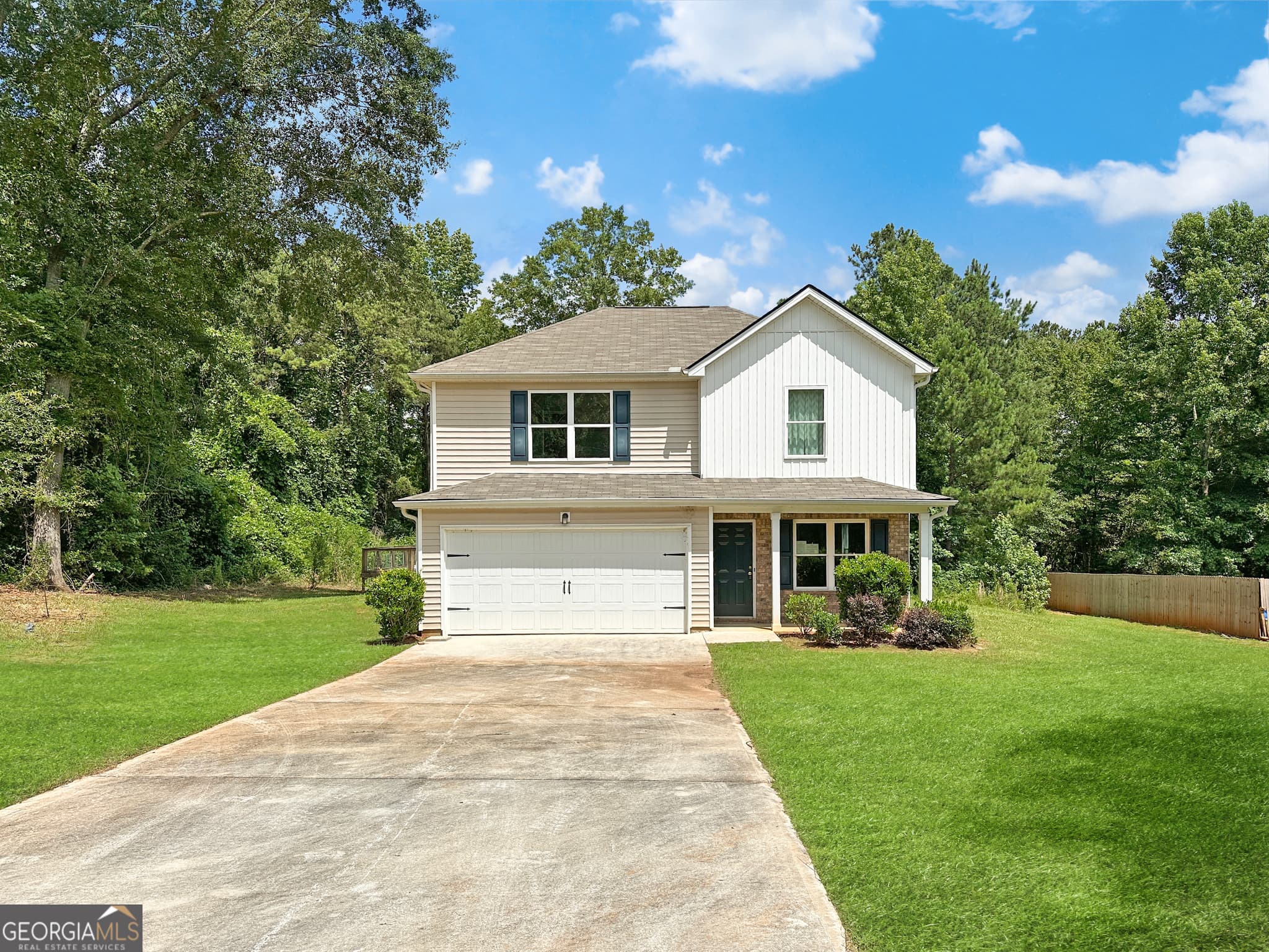 4 bedroom, 2.5 bathroom, 1,760 sq ft single family residence for sale at 160 Deerfield Trace, Barnesville, GA 30204 — photo 2