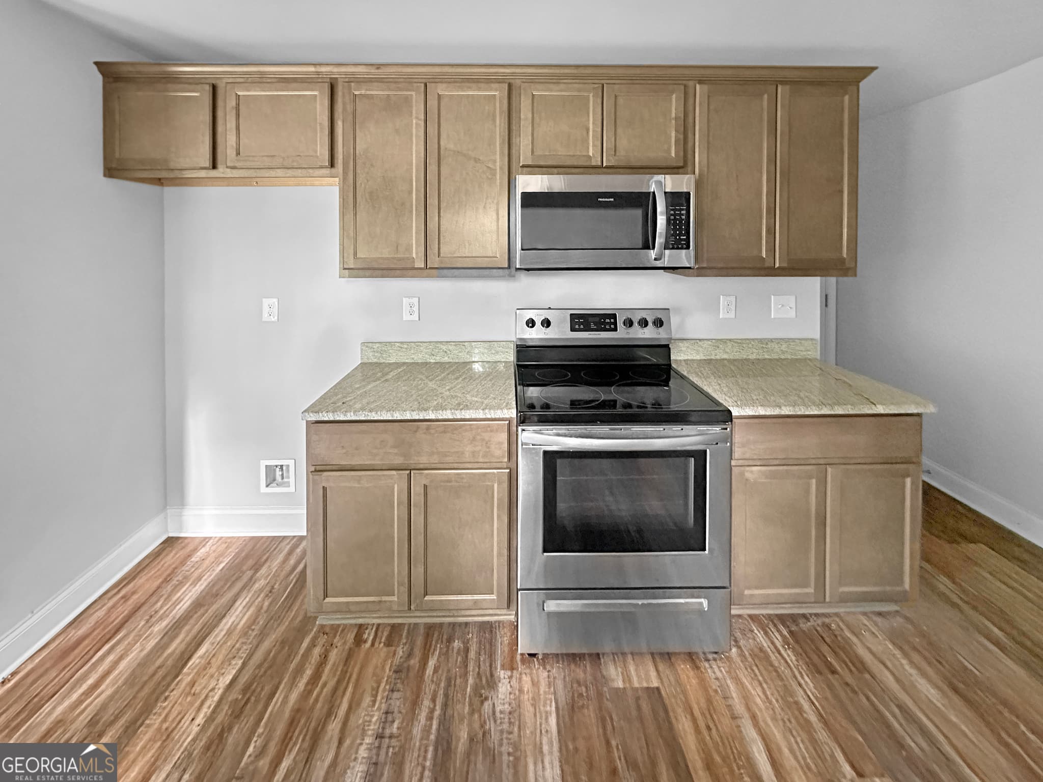 4 bedroom, 2.5 bathroom, 1,760 sq ft single family residence for sale at 160 Deerfield Trace, Barnesville, GA 30204 — photo 6