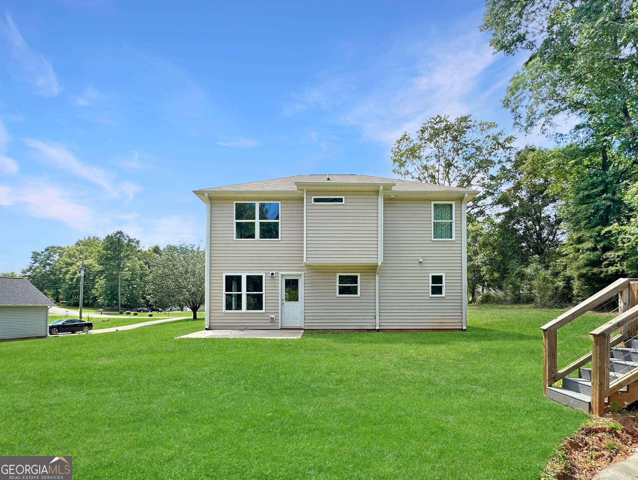 4 bedroom, 2.5 bathroom, 1,760 sq ft single family residence for sale at 160 Deerfield Trace, Barnesville, GA 30204 — photo 3