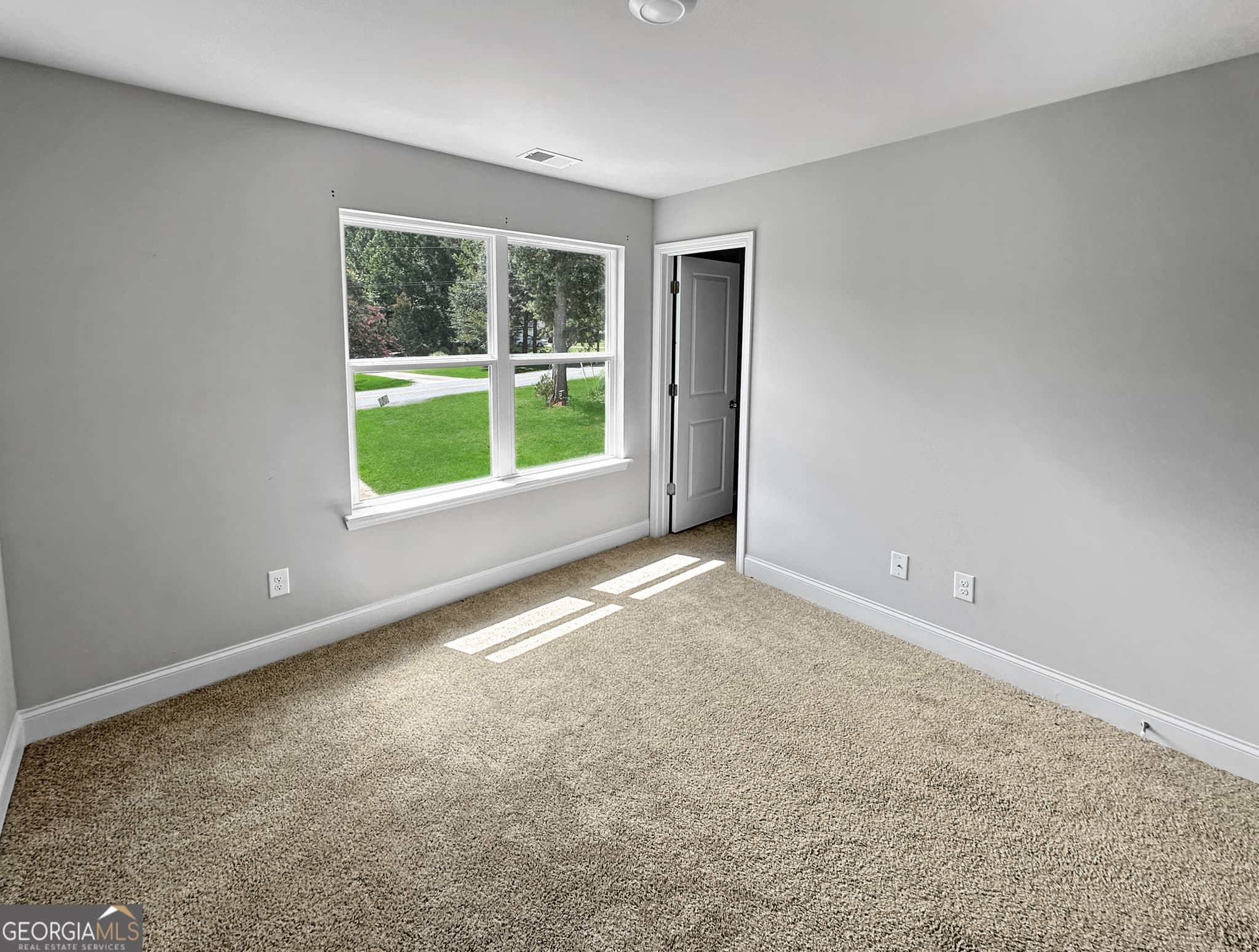 4 bedroom, 2.5 bathroom, 1,760 sq ft single family residence for sale at 160 Deerfield Trace, Barnesville, GA 30204 — photo 10