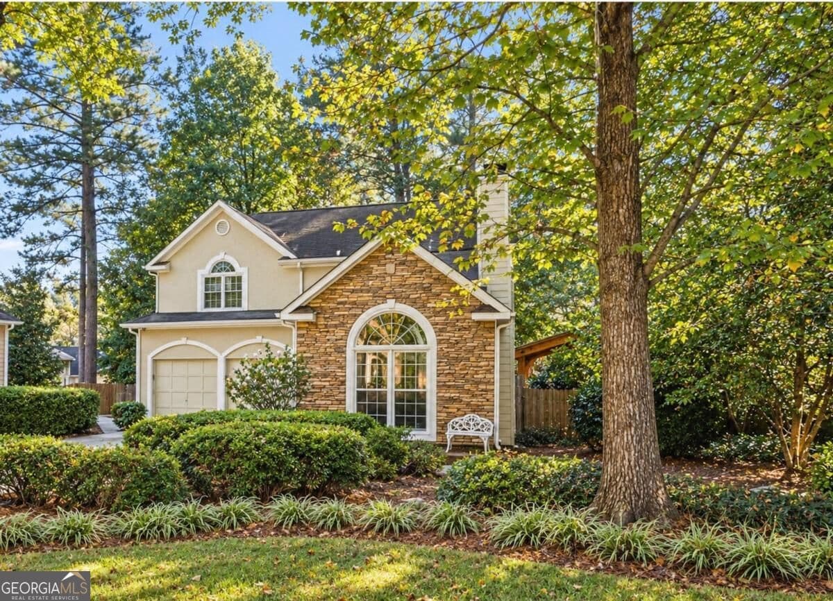 3 bedroom, 2.5 bathroom, 2,015 sq ft single family residence for sale at 5056 Rodrick Trail, Marietta, GA 30066 — photo 2