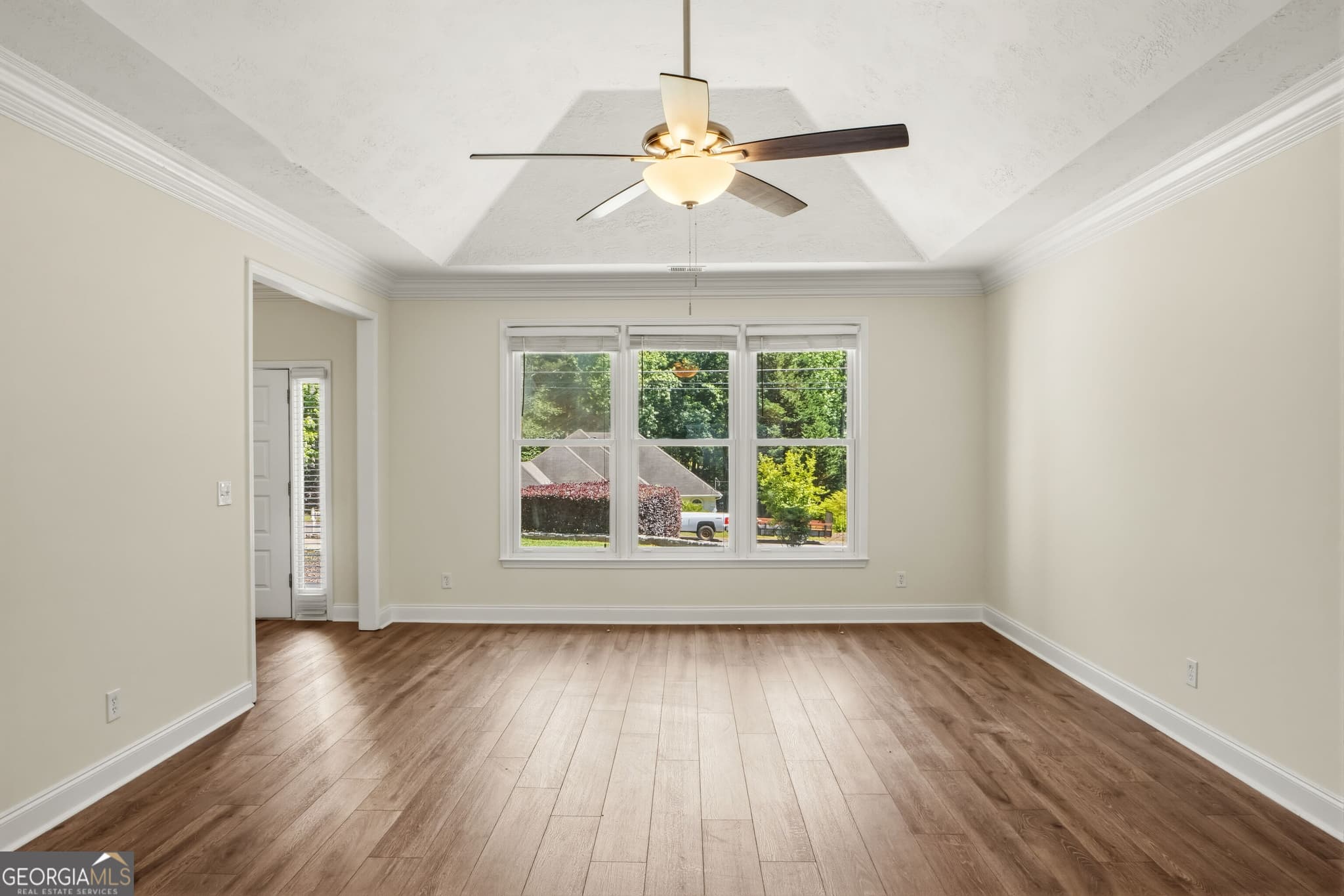 3 bedroom, 2 bathroom, 2,576 sq ft single family residence for sale at 709 Oak Moss Drive, Lawrenceville, GA 30043 — photo 8
