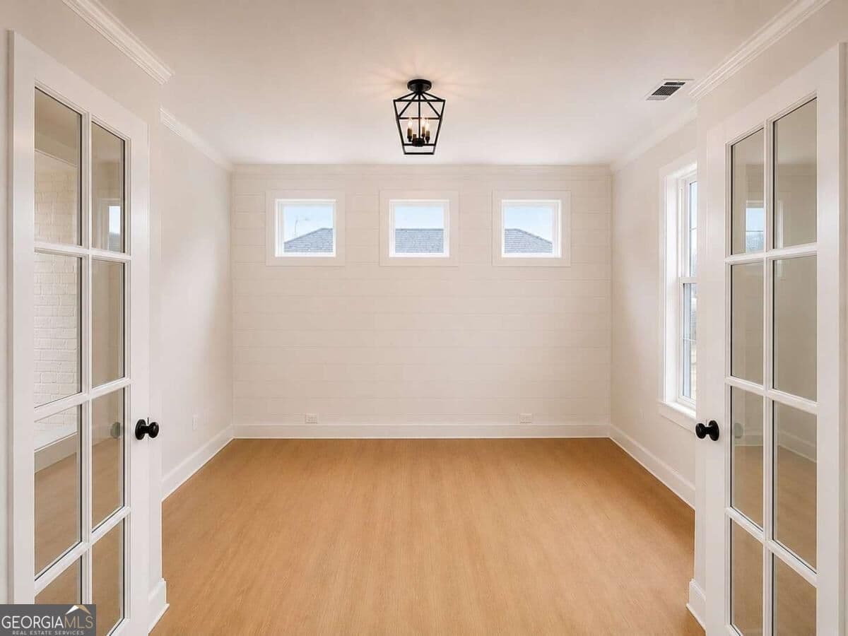 5 bedroom, 4 bathroom, 3,479 sq ft single family residence for sale at 6186 CADDY Court, Jefferson, GA 30549 — photo 3