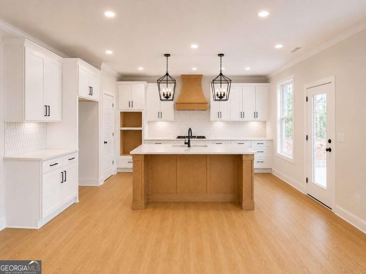 5 bedroom, 4 bathroom, 3,479 sq ft single family residence for sale at 6186 CADDY Court, Jefferson, GA 30549 — photo 9