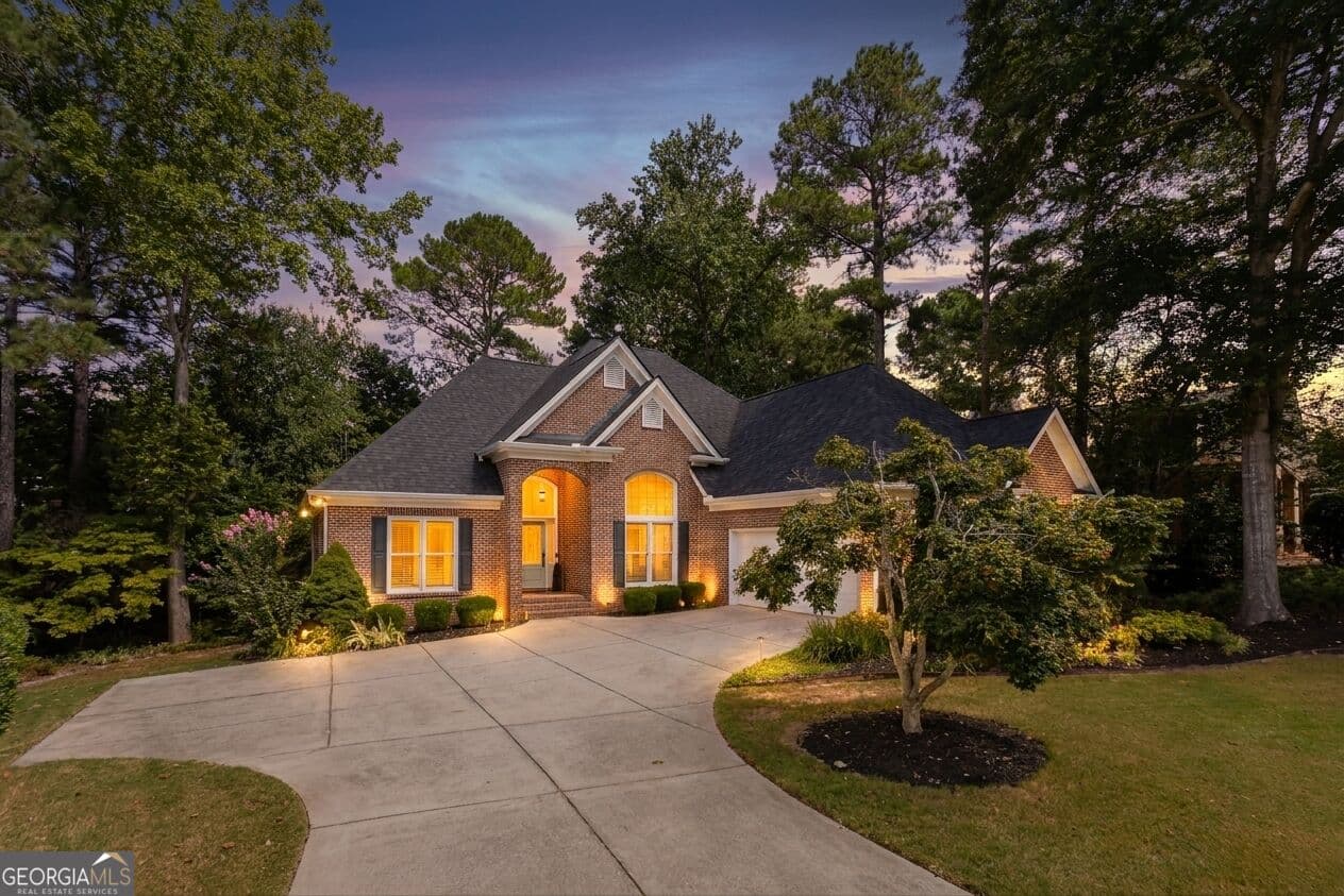 5 bedroom, 4.5 bathroom, 5,076 sq ft single family residence for sale at 885 Rose Brooke Drive, Lawrenceville, GA 30045 — photo 9