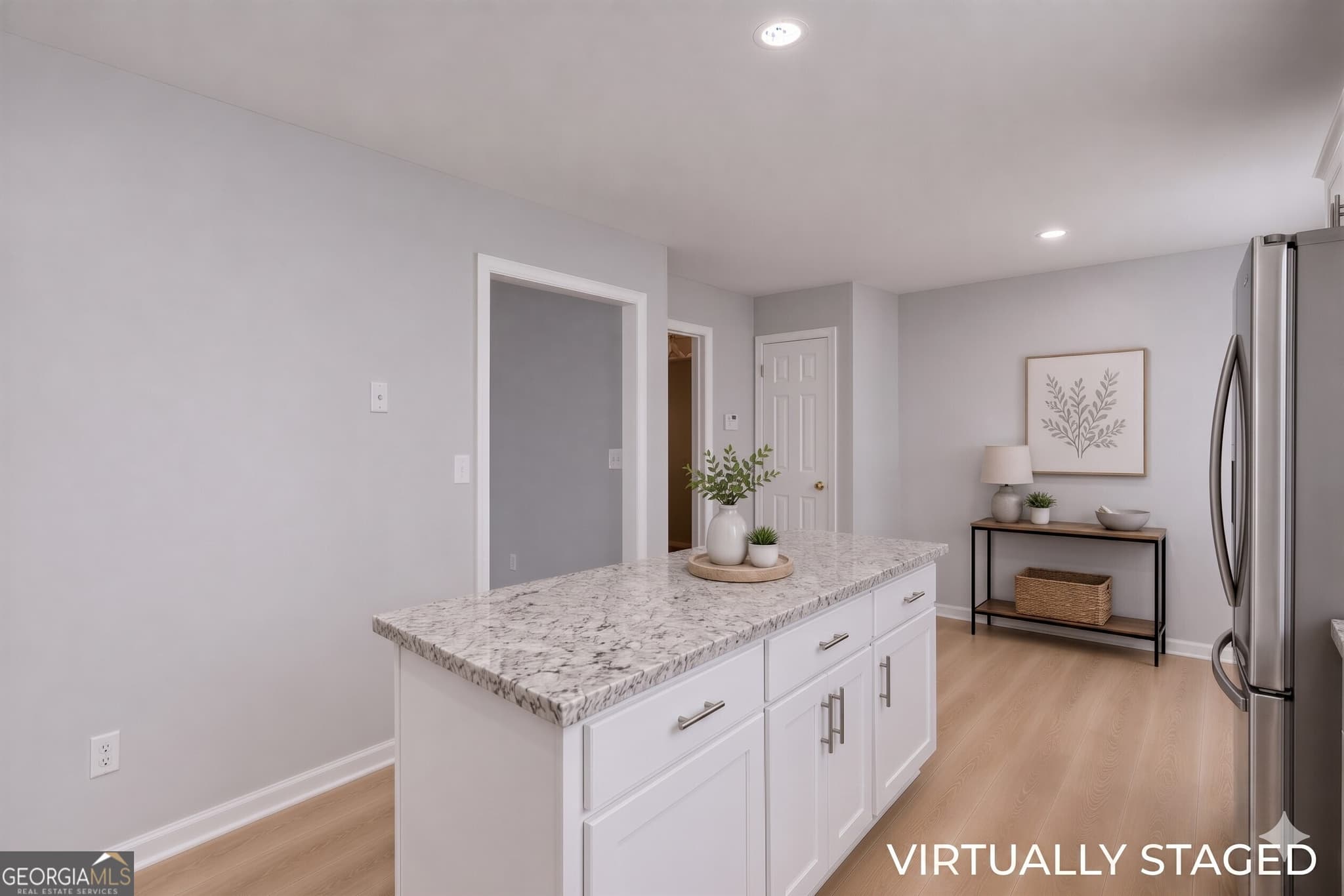 4 bedroom, 2 bathroom, 2,060 sq ft single family residence for sale at 352 Olde Wick Trail, Hoschton, GA 30548 — photo 8