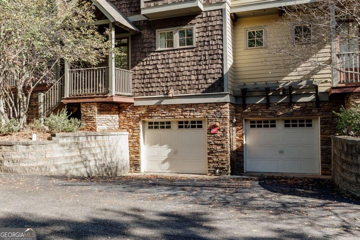 2 bedroom, 2.5 bathroom, 1,770 sq ft condominium for sale at 310 Research Drive 103, Athens, GA 30605 — photo 1 of 39