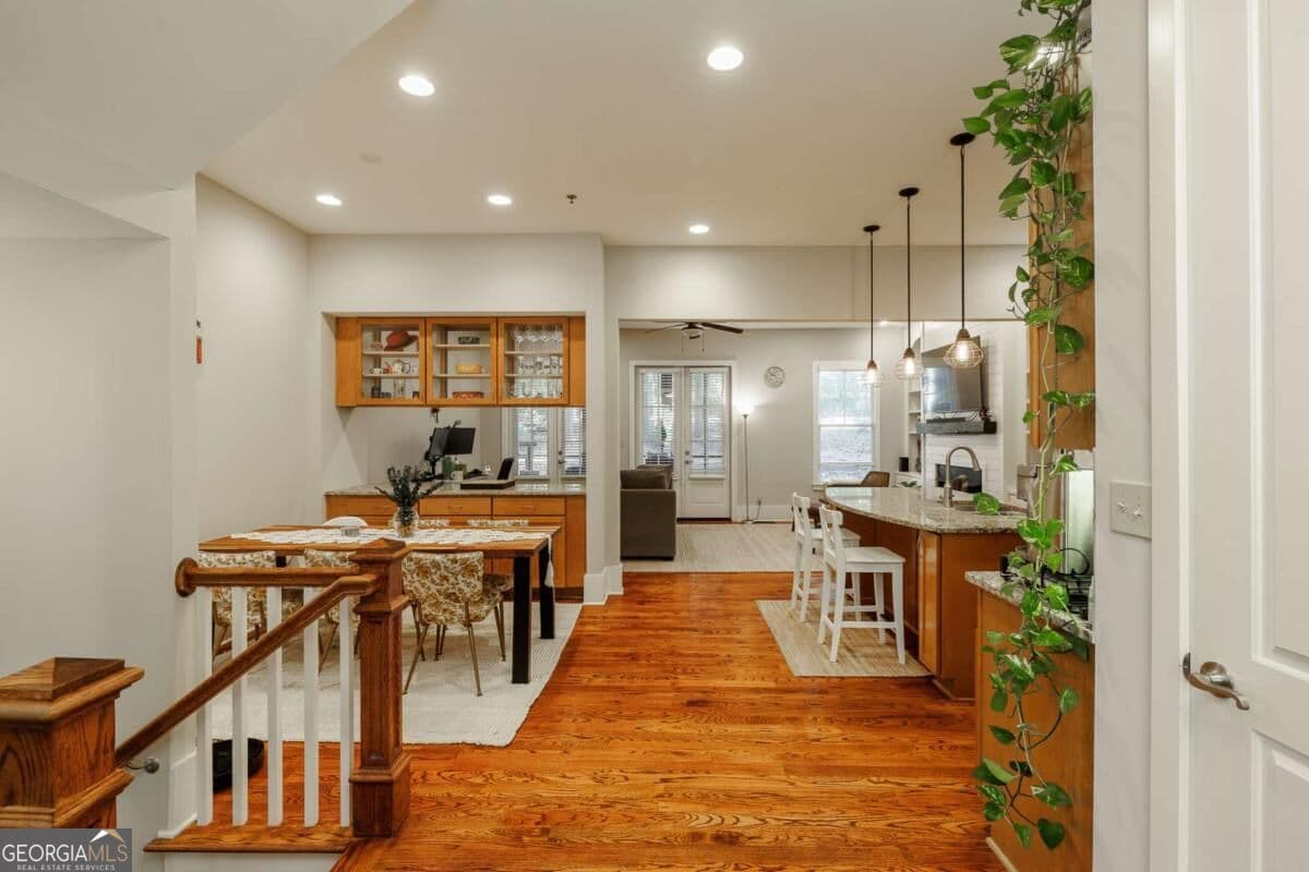 2 bedroom, 2.5 bathroom, 1,770 sq ft condominium for sale at 310 Research Drive 103, Athens, GA 30605 — photo 5