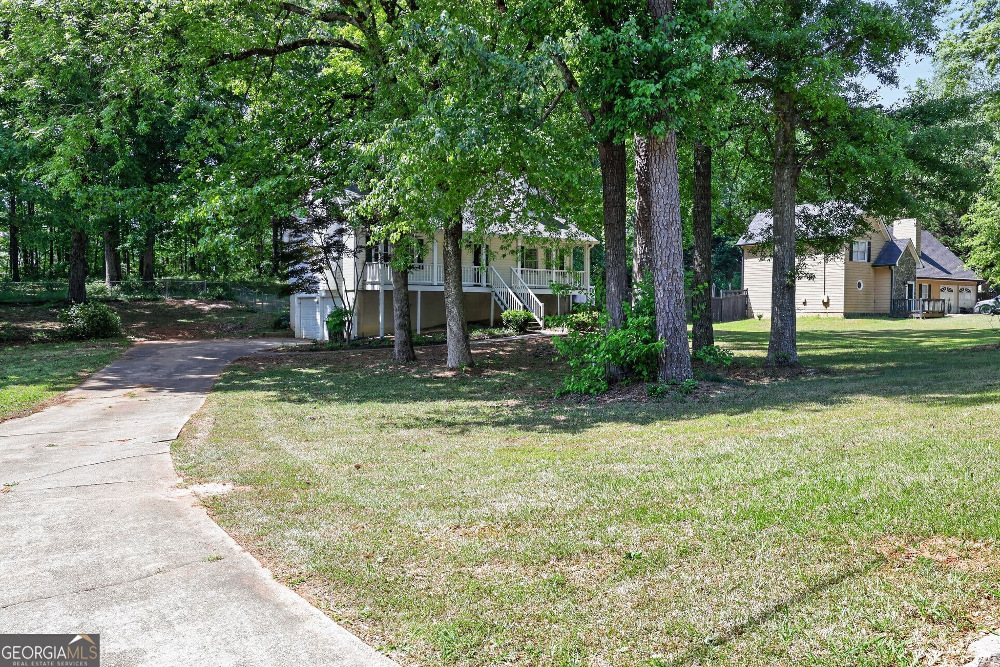 3 bedroom, 2 bathroom, 2,772 sq ft single family residence for sale at 146 Camp Creek Drive, Stockbridge, GA 30281 — photo 4