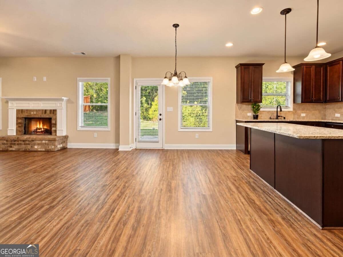 4 bedroom, 2.5 bathroom, 2,265 sq ft single family residence for sale at 6055 Prodigy Lane, Locust Grove, GA 30248 — photo 10