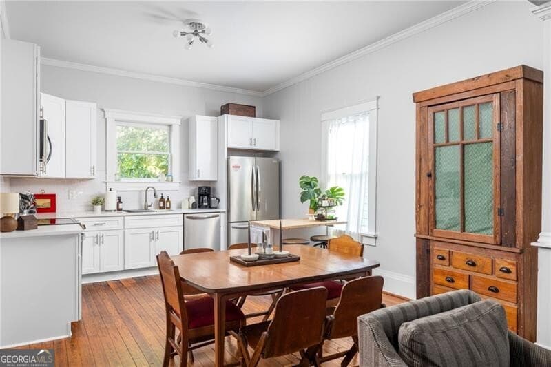 4 bedroom, 2 bathroom, 1,800 sq ft single family residence for rent at 1470 Athens Avenue, Atlanta, GA 30310 for $2,900 a month — photo 7