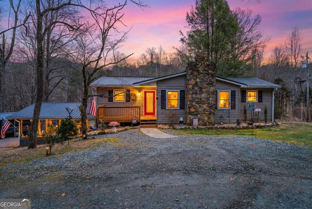 2 bedroom, 3 bathroom cabin,single family residence sold at 78 Hideaway Cove, Hayesville, NC 28904