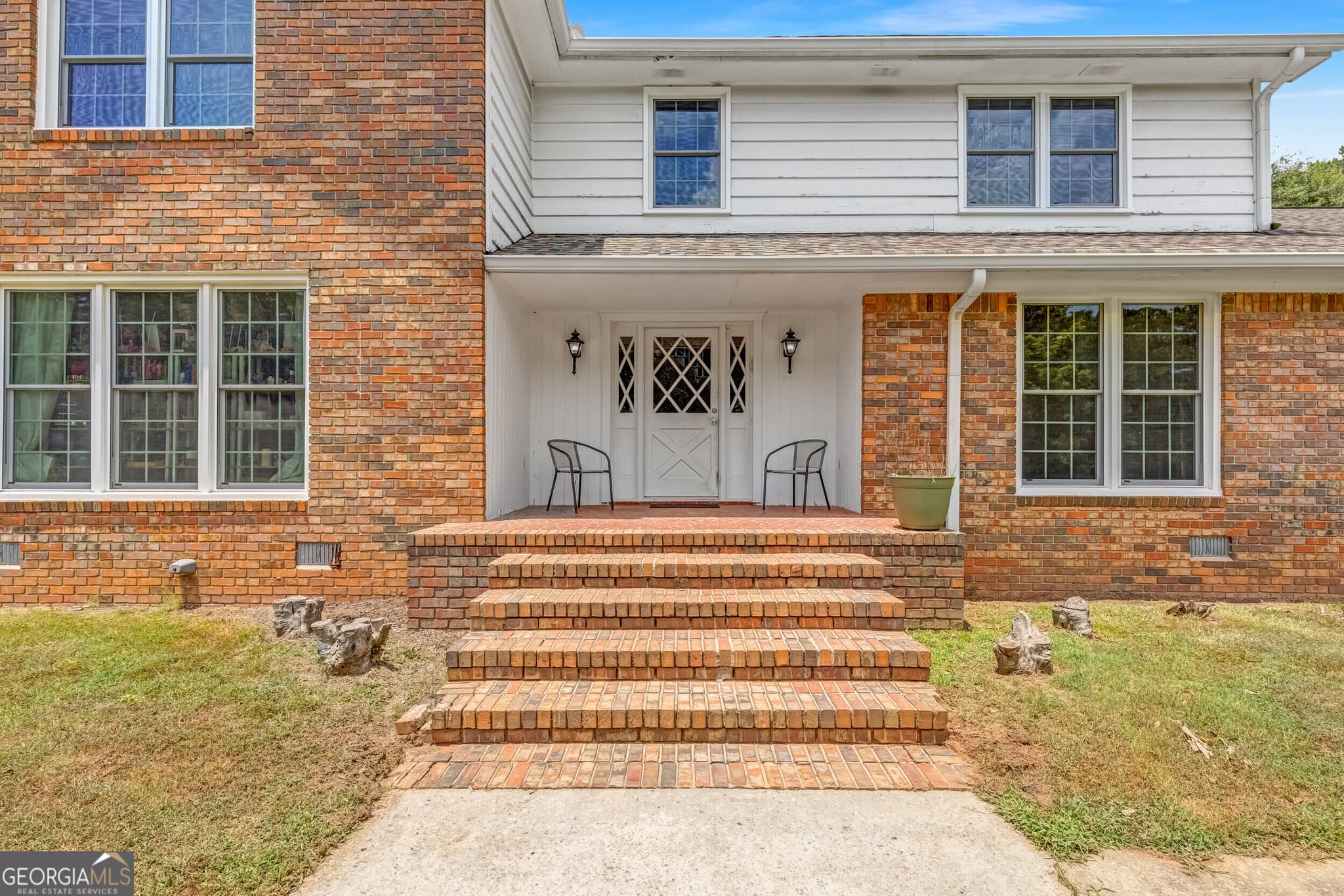 5 bedroom, 4.5 bathroom, 4,175 sq ft single family residence for sale at 164 Buttrill Road, Jackson, GA 30233 — photo 6