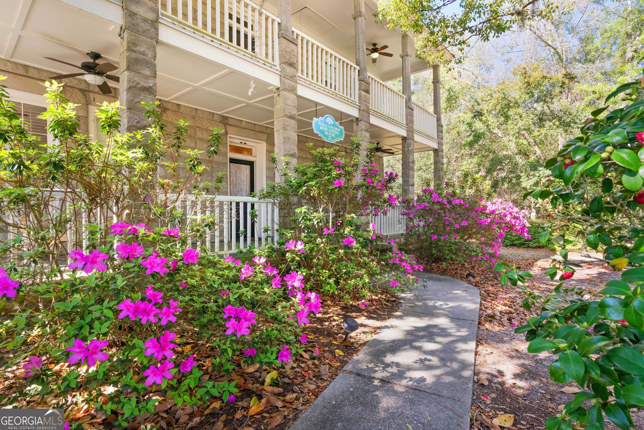 5 bedroom, 3 bathroom, 3,344 sq ft single family residence for sale at 207 W Weed Street, St. Marys, GA 31558 — photo 3