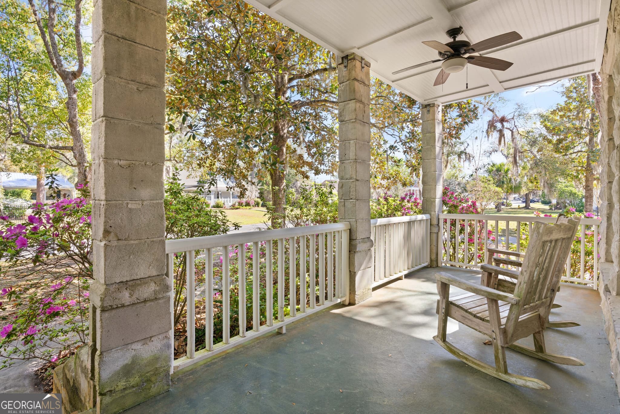 5 bedroom, 3 bathroom, 3,344 sq ft single family residence for sale at 207 W Weed Street, St. Marys, GA 31558 — photo 8