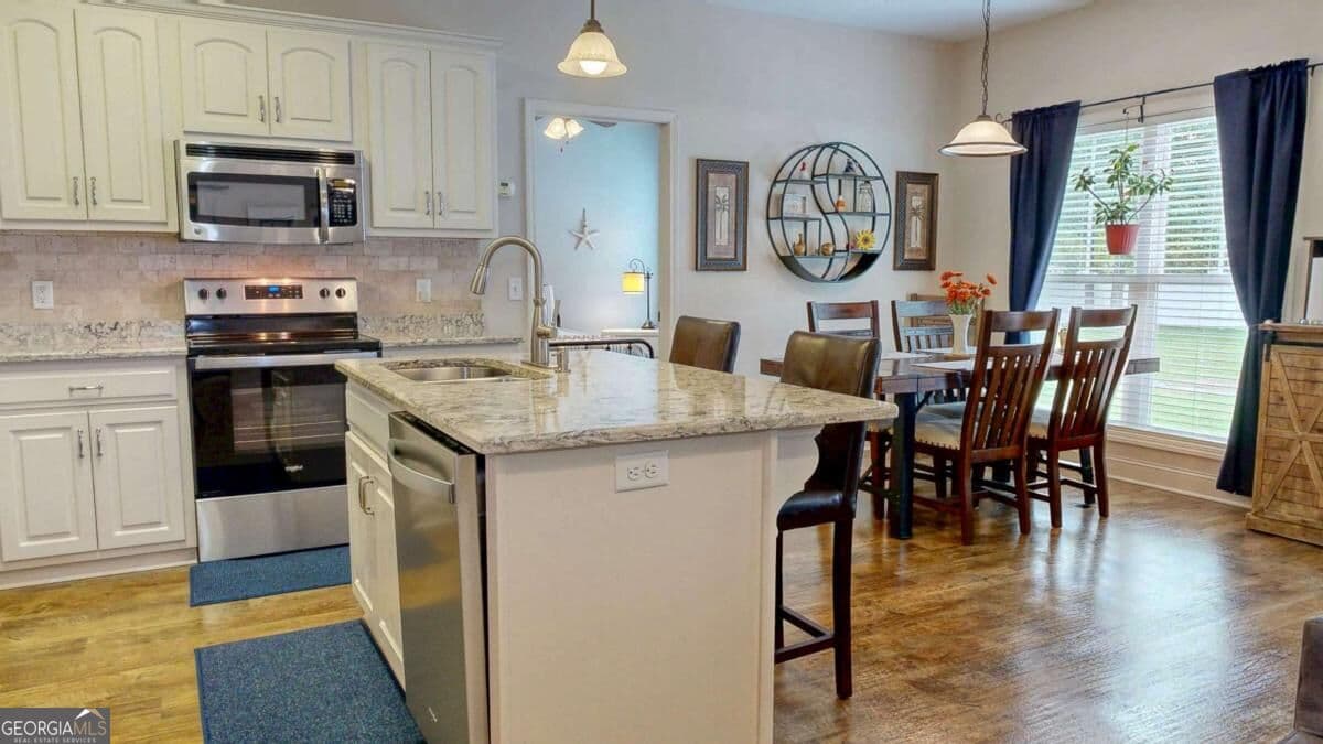 3 bedroom, 2 bathroom, 1,443 sq ft single family residence for sale at 124 Sugarland Boulevard, Brooklet, GA 30415 — photo 7