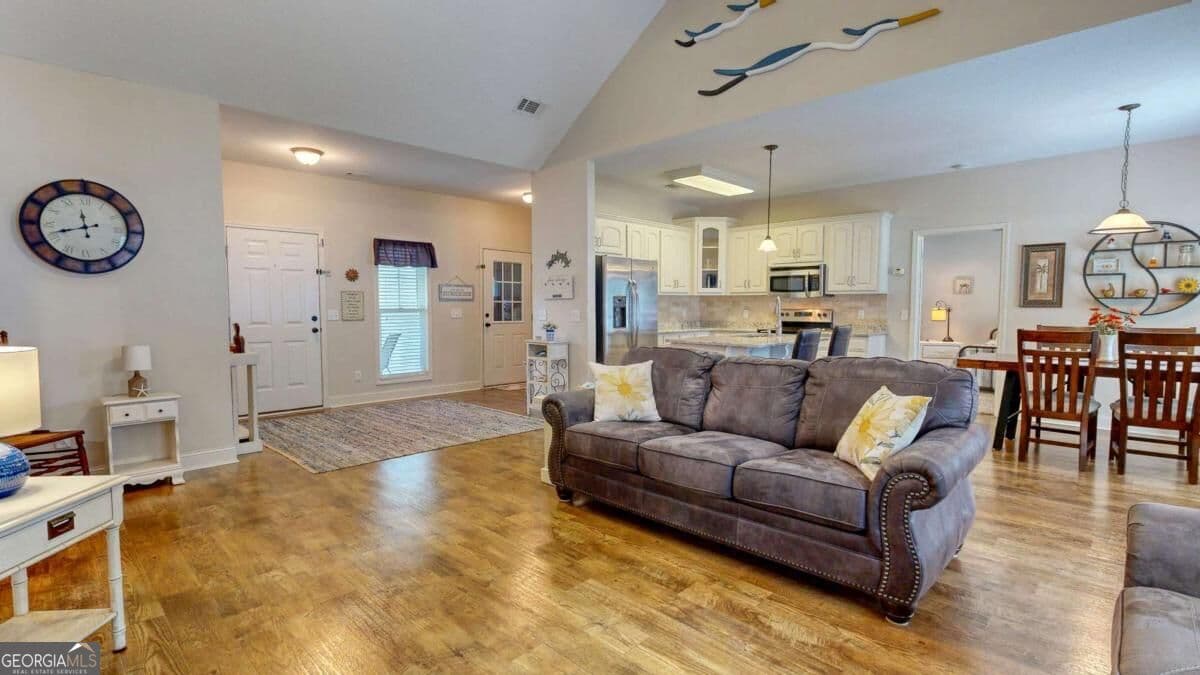3 bedroom, 2 bathroom, 1,443 sq ft single family residence for sale at 124 Sugarland Boulevard, Brooklet, GA 30415 — photo 4
