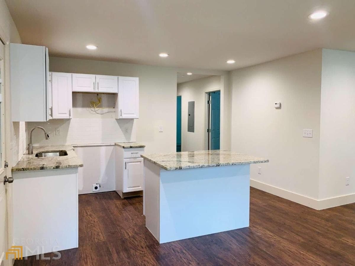 3 bedroom, 2 bathroom, 1,134 sq ft single family residence for rent at 364 Brooks Avenue, Atlanta, GA 30310 for $1,495 a month — photo 7