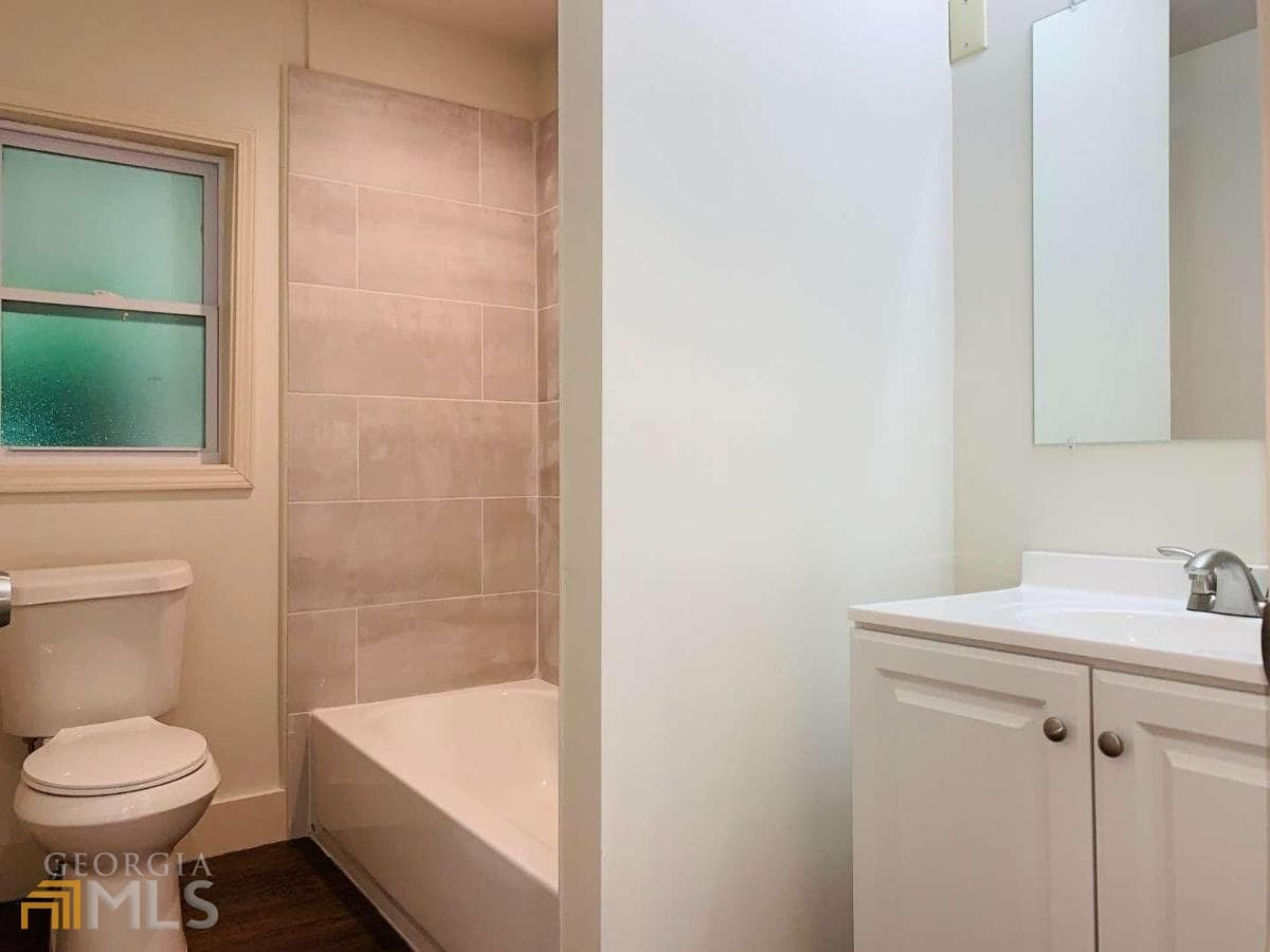 3 bedroom, 2 bathroom, 1,134 sq ft single family residence for rent at 364 Brooks Avenue, Atlanta, GA 30310 for $1,495 a month — photo 10